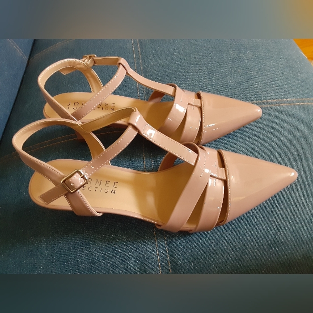 Pink dressy shoes